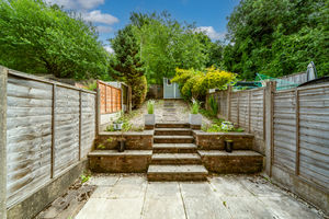 REAR GARDEN- click for photo gallery